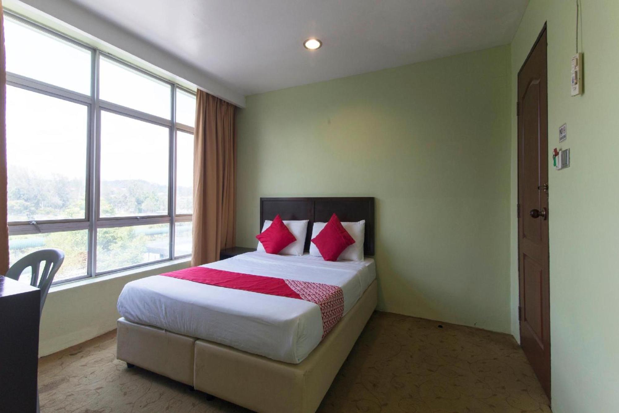 Amani Hotel Kampong Sungai Ramal Dalam Kültér fotó